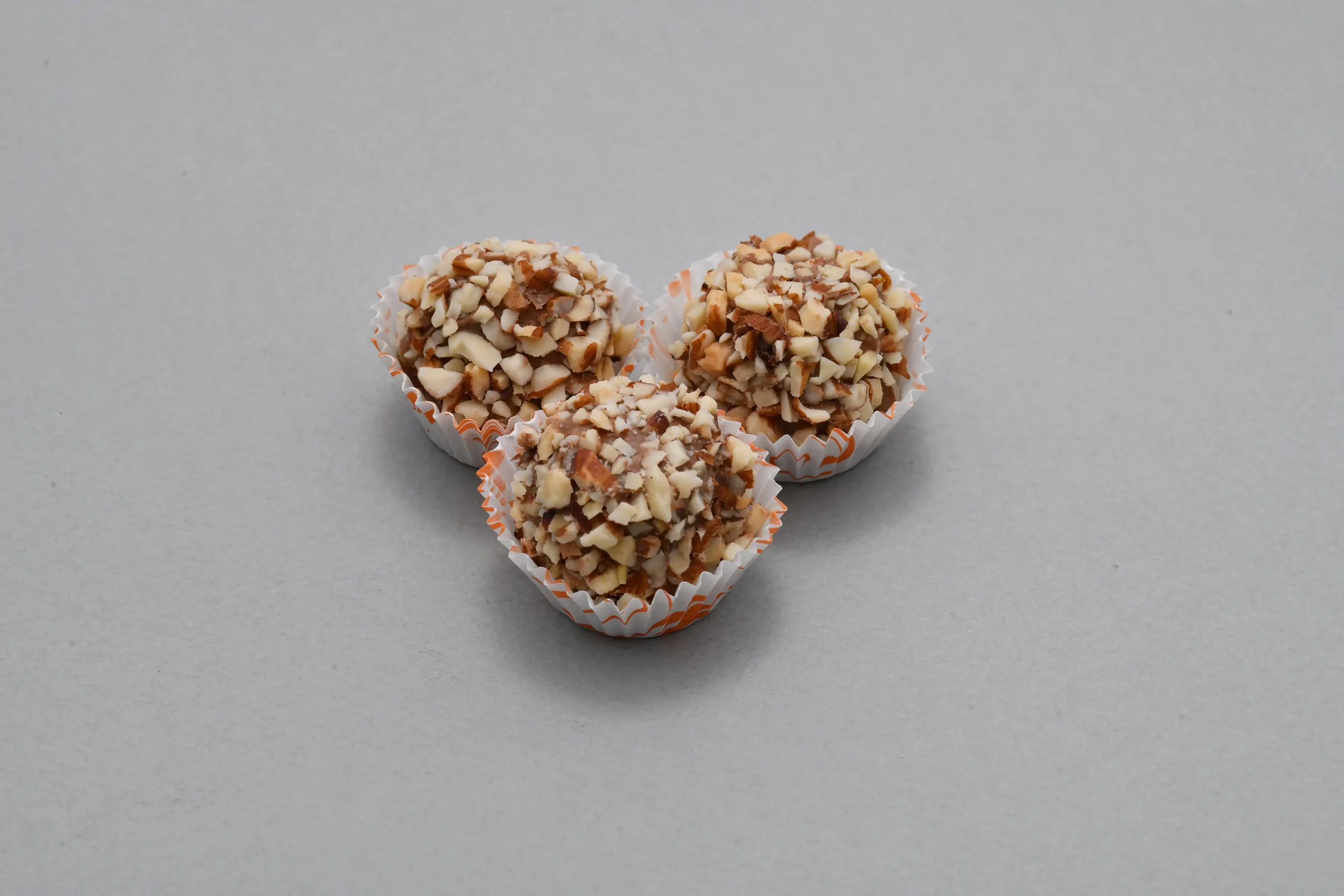 ALMOND LADDU