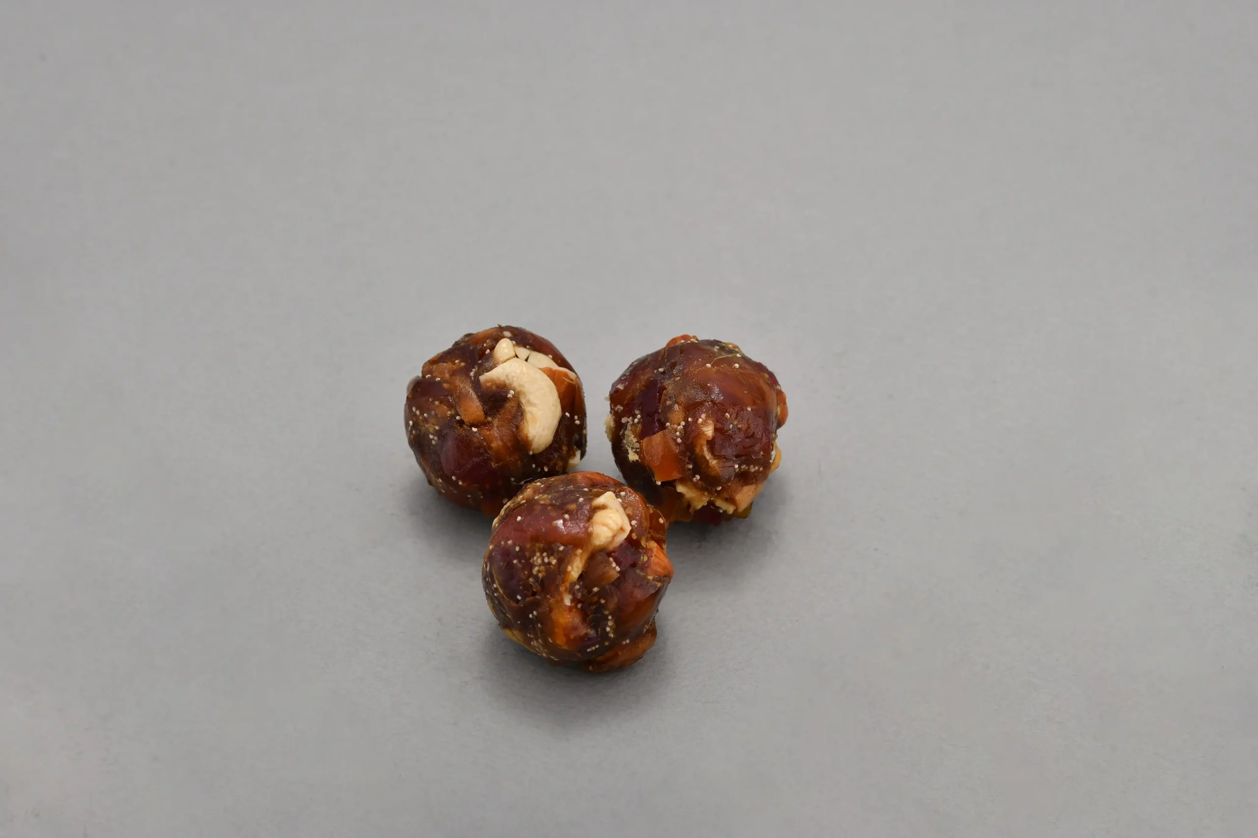 DATES LADDU